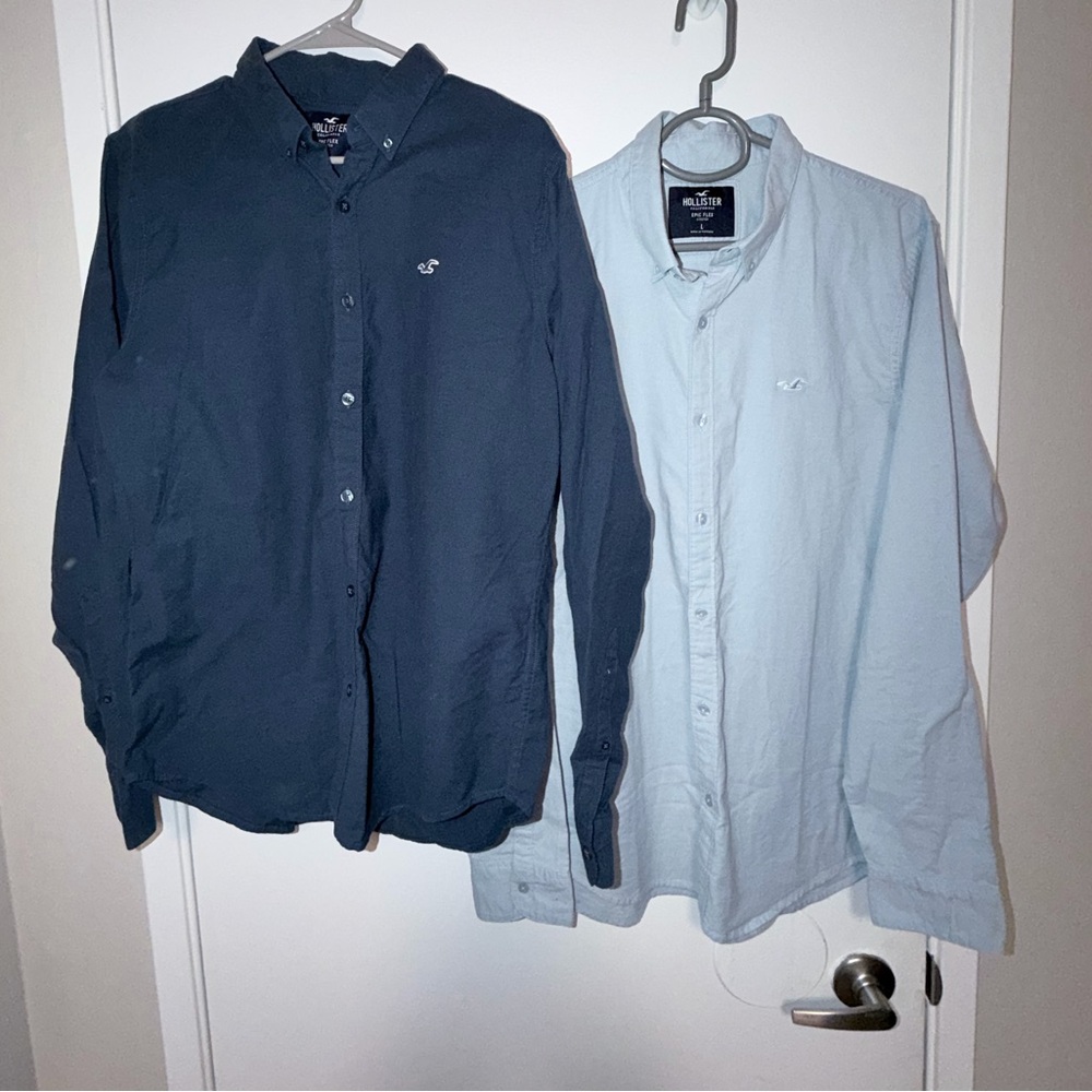 2 Men’s Hollister Button-Down Shirts (Size L)Excellent Condition